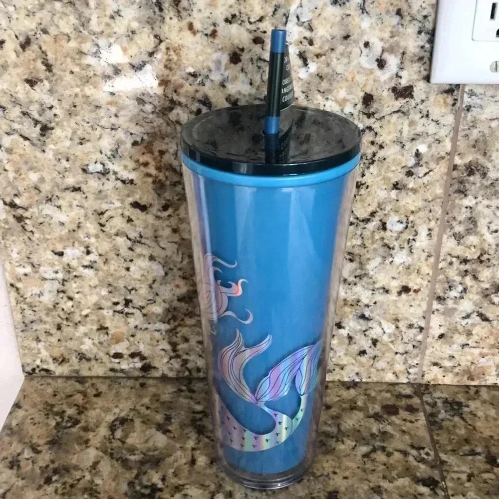 Starbucks Holiday 2021 Color Changing Tumbler